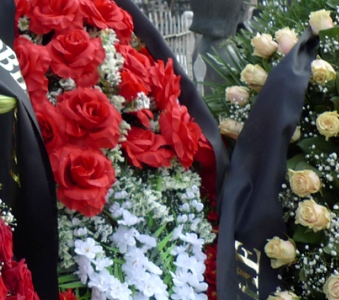 Как одеться на православные похороны?